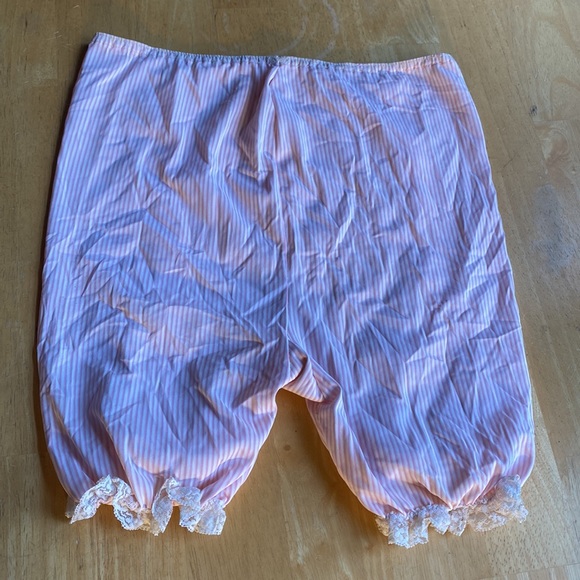 GIRLS TEENS size 8 VINTAGE HER MAJESTY TROUSER WHITE PINK - Picture 6 of 8